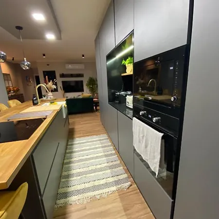 Luxurious Apartament *